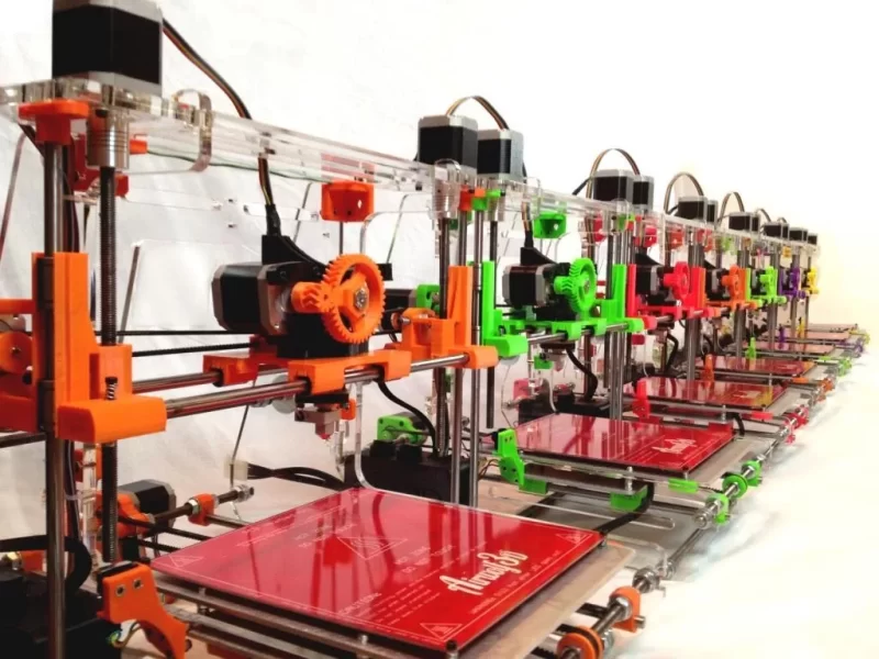 Se você está pensando em entrar no mundo da impressão 3D, está tomando uma decisão empolgante! Neste artigo, vamos explorar todos os aspectos da impressora 3D, desde como funciona até como você pode ganhar dinheiro com ela.